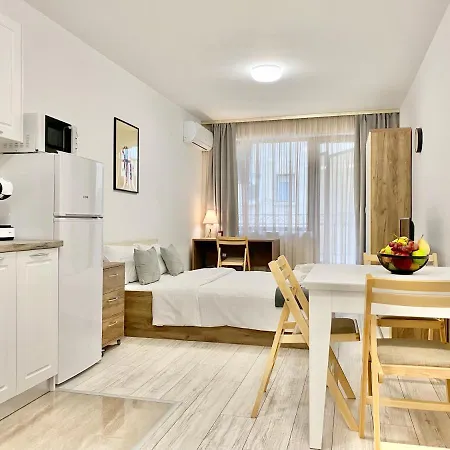 Appartamento Cozy Next To State Opera With Work Space