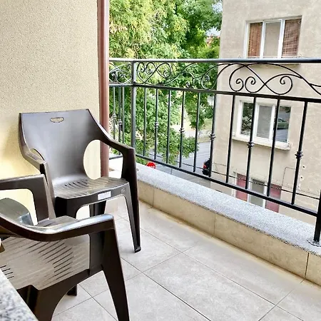 Cozy Next To State Opera With Work Space Stara Zagora