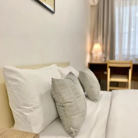 Apartamento Cozy Next To State Opera With Work Space