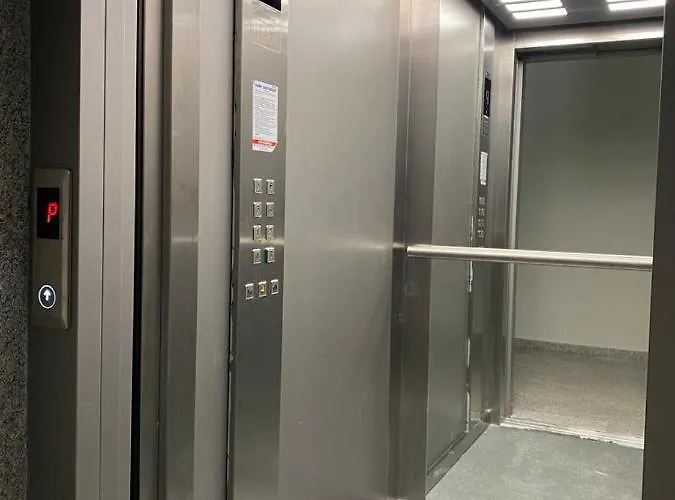 Cozy Next To State Opera With Work Space Stara Zagora